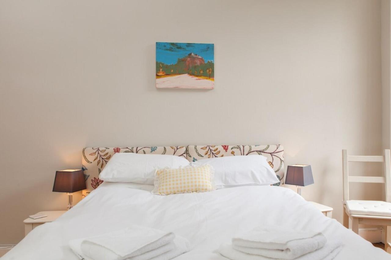 Amazing 4 Bedroom Apartment Just Off The Meadows Édimbourg Extérieur photo
