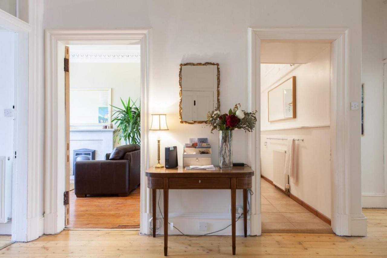 Amazing 4 Bedroom Apartment Just Off The Meadows Édimbourg Extérieur photo